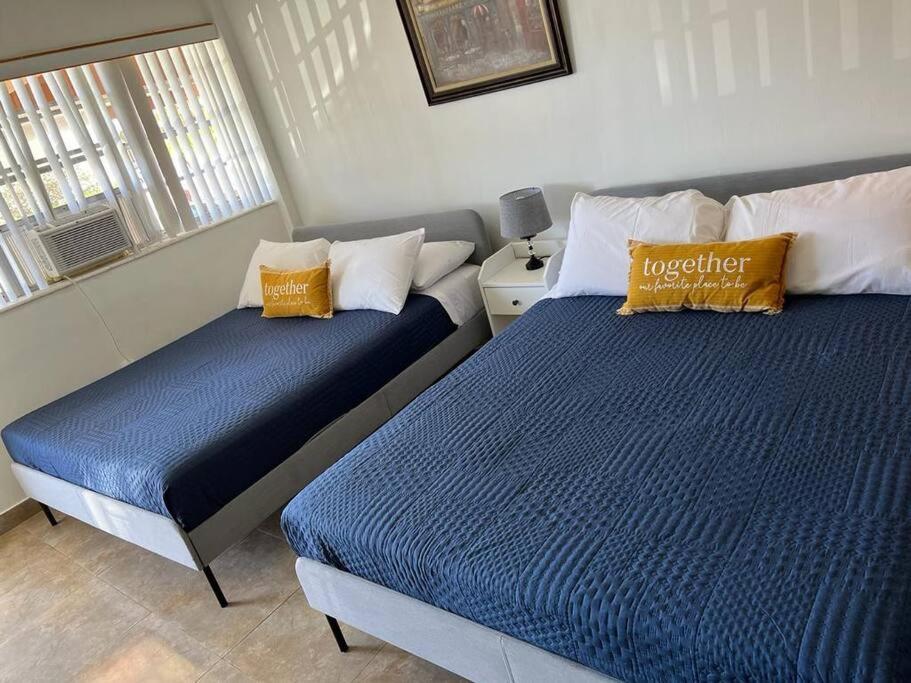 Cozy Affordable Studio Close To The Beach Appartement Hallandale Beach Buitenkant foto